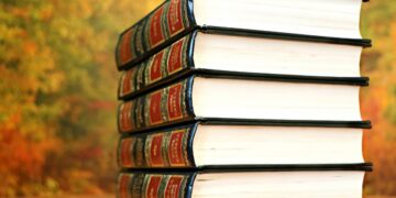 Verify Online Sources: Vetting Fact from Fiction